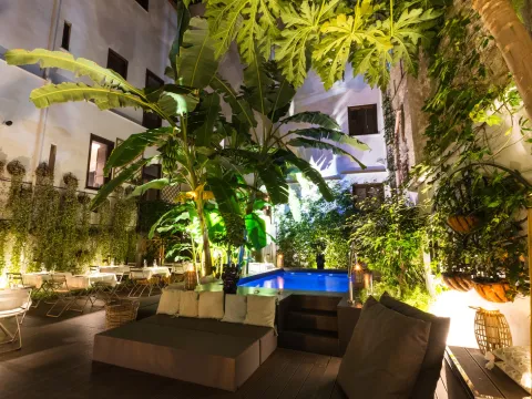 Casa Nostra Boutique Hotel